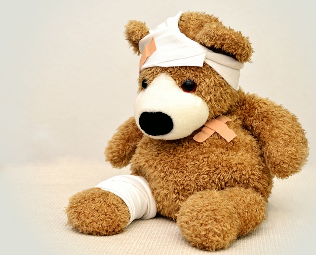 Caring for wounds using hydrogel sheet dressings